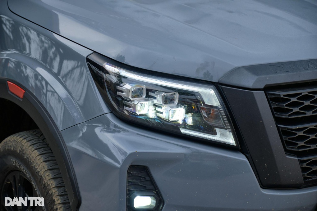 Trải nghiệm Nissan Navara sau gần 500km: Lái khá nhưng còn điểm trừ - 4 Trải nghiệm Nissan Navara sau gần 500km: Lái khá nhưng còn điểm trừ - 4