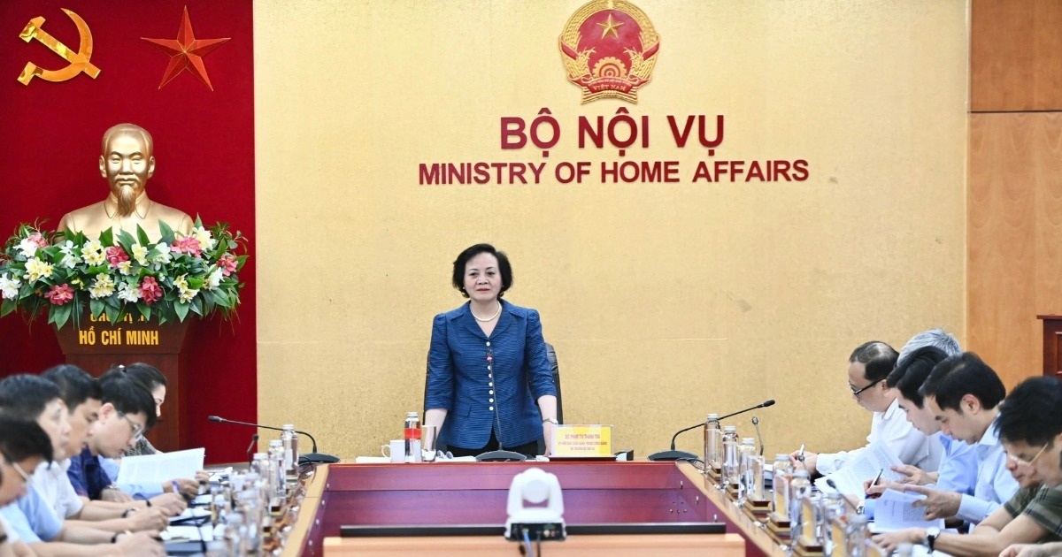 Bộ Nội vụ yêu cầu siết kỷ luật ngân sách, giữ chân công chức giỏi Bộ Nội vụ yêu cầu siết kỷ luật ngân sách, giữ chân công chức giỏi