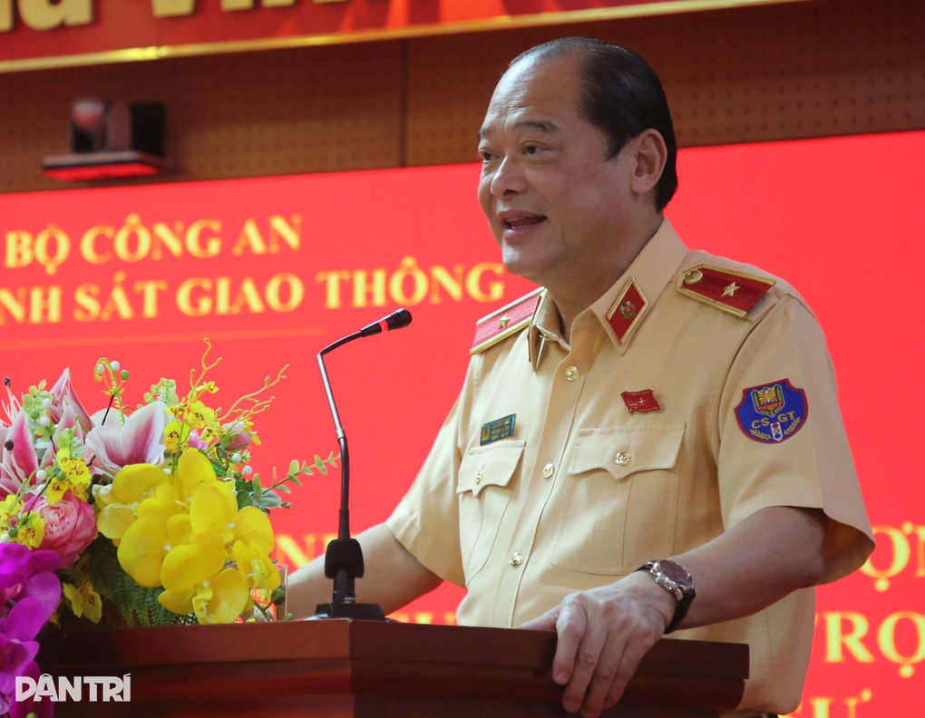 Không để tình trạng một người đăng ký đăng kiểm tại nhiều trung tâm - 1 Không để tình trạng một người đăng ký đăng kiểm tại nhiều trung tâm - 1