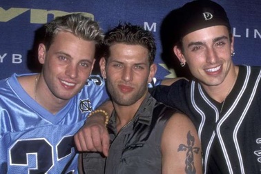 Thành viên nhóm nhạc LFO qua đời vì bệnh ung thư ở tuổi 41