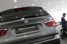 Hàn Quốc cấm hàng chục nghìn xe BMW ra đường