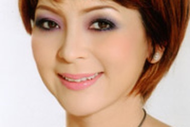 Ca sĩ Ái Vân: Muốn tận hưởng cuộc sống...