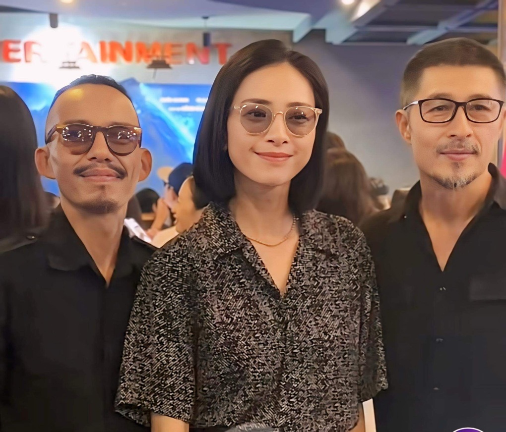 DJ Mie đi xem phim mới của Hồng Thanh, hé lộ về tình mới của người cũ - 7 DJ Mie đi xem phim mới của Hồng Thanh, hé lộ về tình mới của người cũ - 7