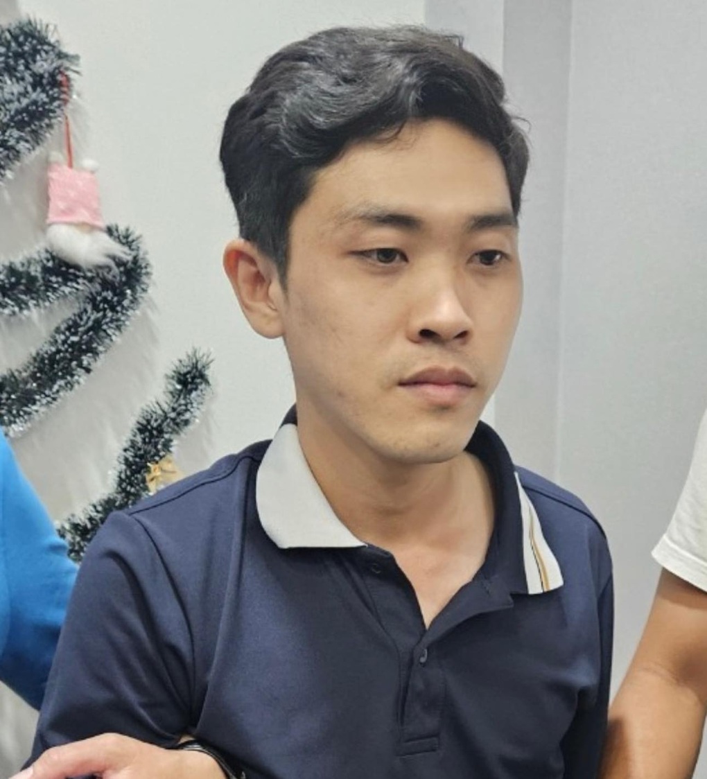 Bắt kẻ cướp tiệm vàng ở Phan Thiết sau 24 giờ gây án - 1 Bắt kẻ cướp tiệm vàng ở Phan Thiết sau 24 giờ gây án - 1