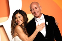 Nữ MC bốc lửa có gì khiến tỷ phủ giàu thứ 3 thế giới Jeff Bezos say mê?