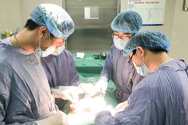 Nam bệnh nhân phải cắt bỏ dương vật vì khối u sùi phát triển thành ung thư