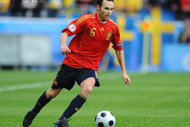 Iniesta lỗi hẹn với Confederations Cup