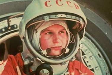 Phi hành gia Valentina Tereshkova - bóng hồng đầu tiên bay vào vũ trụ
