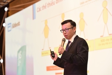 Chuyên gia nhấn mạnh lợi ích của bố sung dinh dưỡng đường uống cho trẻ tăng trưởng kém