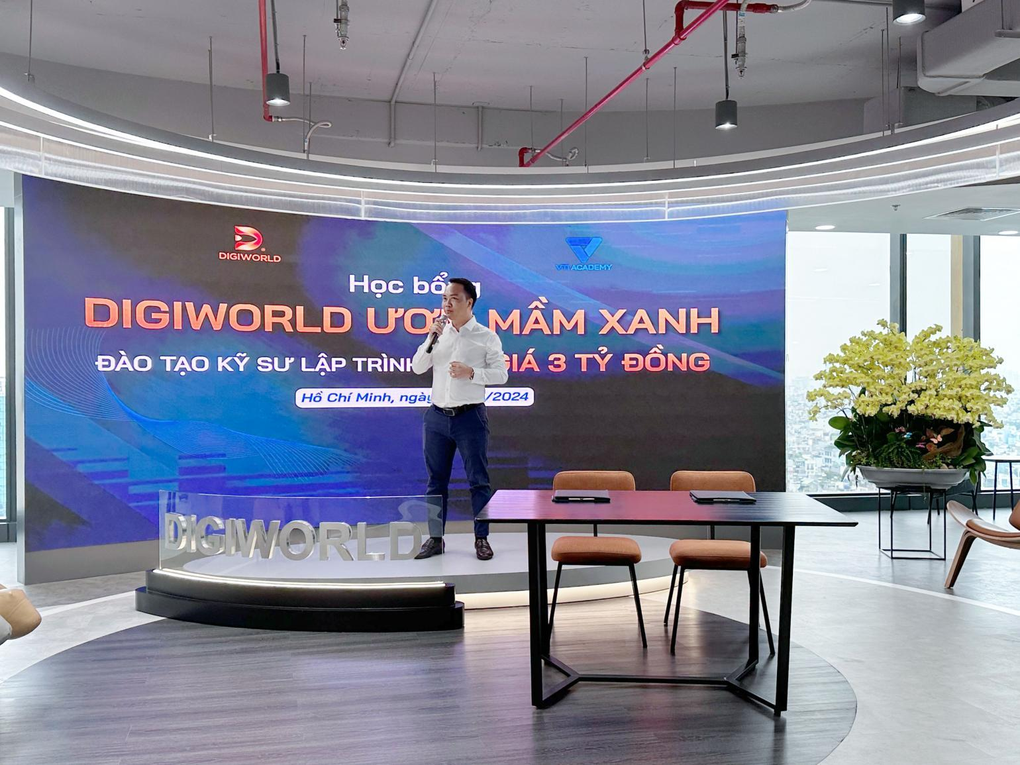 Hành trình ươm mầm xanh: DigiWorld và VTI Academy trao học bổng 3 tỷ đồng - 3 Hành trình ươm mầm xanh: DigiWorld và VTI Academy trao học bổng 3 tỷ đồng - 3