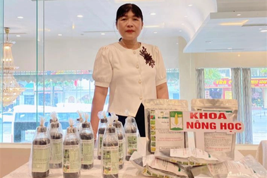 Nữ giáo sư có 148 bài báo khoa học giành giải thưởng Kovalevskaia