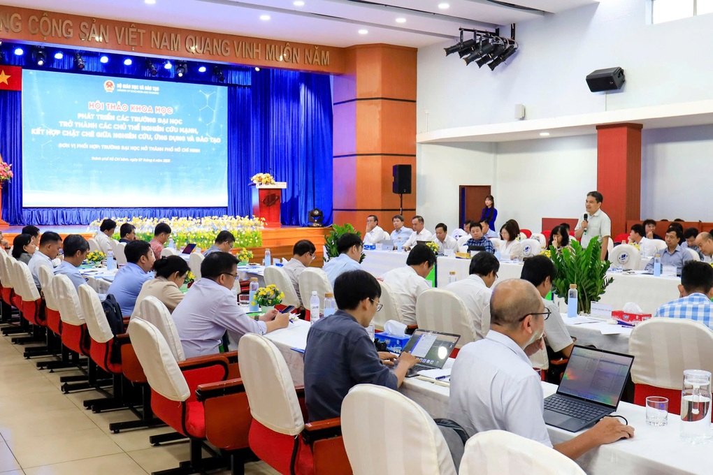 Đầu tư phát triển ít nhất 2 đại học tinh hoa đẳng cấp quốc tế - 1 Đầu tư phát triển ít nhất 2 đại học tinh hoa đẳng cấp quốc tế - 1