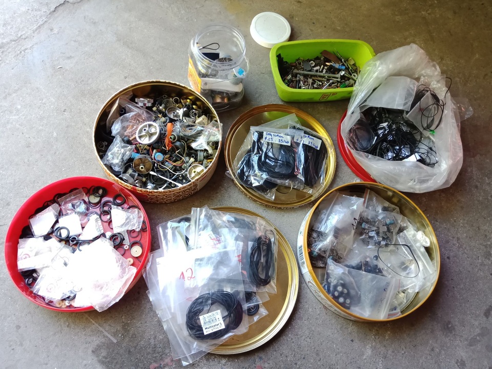 Bộ sưu tập cassette cũ trị giá gần 300 triệu đồng của tay chơi Hà Nam - 6 Bộ sưu tập cassette cũ trị giá gần 300 triệu đồng của tay chơi Hà Nam - 6