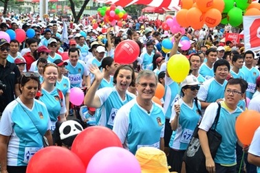 Làn sóng xanh BVIS - Chương trình chạy bộ từ thiện BBGV Fun Run 2013