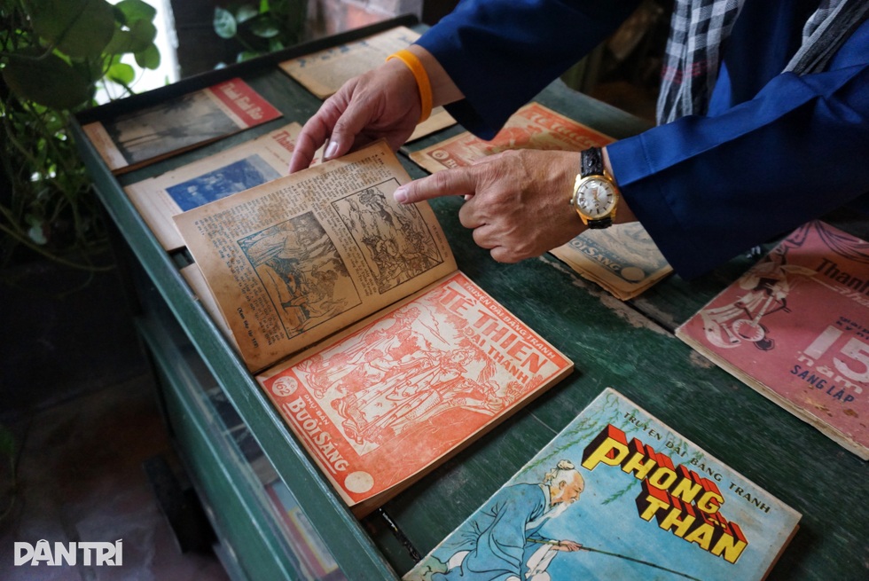 Quán cà phê TPHCM có 10.000 món đồ cổ: Tiền hóa thạch, xe thời vua Bảo Đại - 1