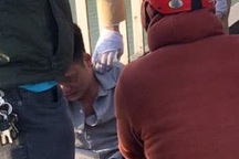 Hà Nội: Thất tình, nam thanh niên định nhảy cầu Chương Dương được cứu kịp thời