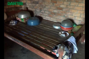 Cảnh sống cô độc, bệnh tật của bà Em