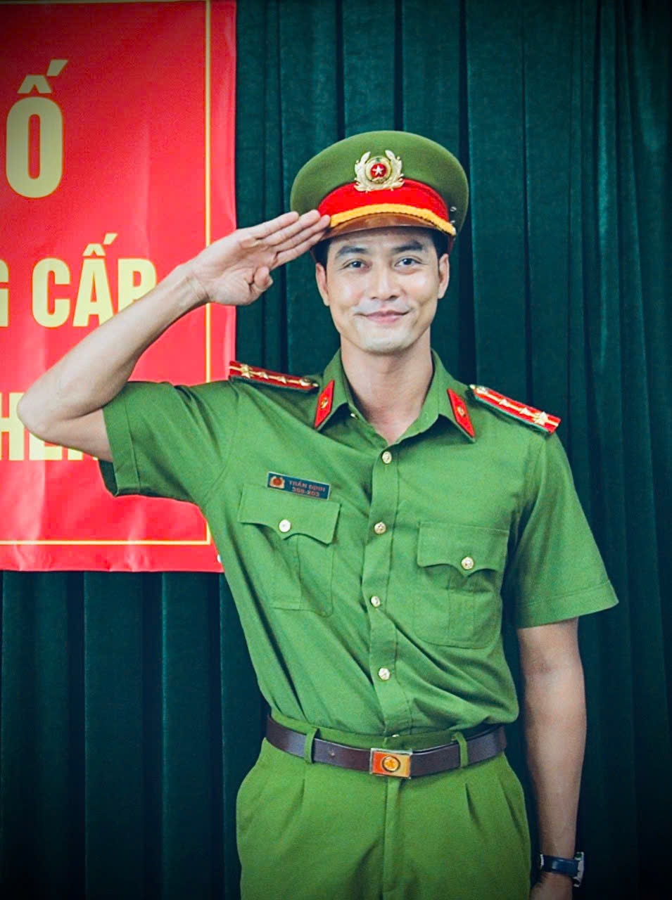 Diễn viên vào vai tướng phản diện phim Mưa đỏ bất ngờ hot là ai? - 4