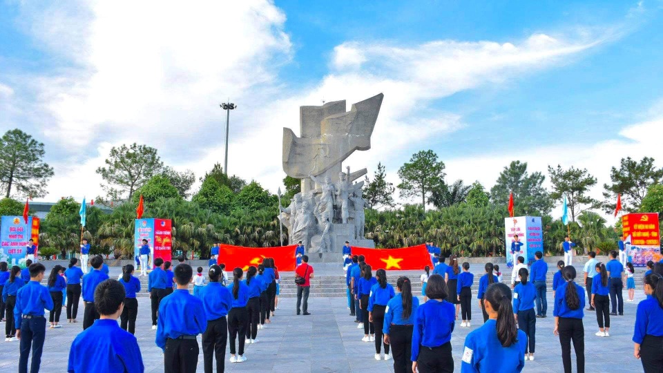 Thăm những di tích của phong trào Xô Viết Nghệ Tĩnh tại Hà Tĩnh - 7