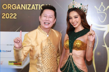 Chủ tịch Miss Grand: Từ quá khứ nghèo tới ông trùm hoa hậu gây tranh cãi