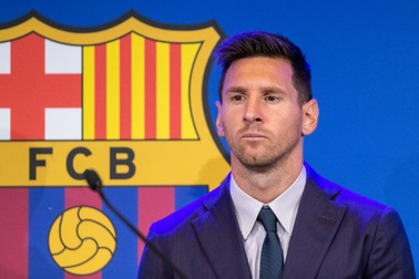 Dù không nhận lương, Messi vẫn không thể ở lại Barcelona