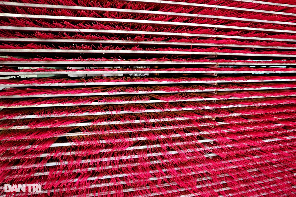 Mưa lạnh kéo dài, làng hương xứ Quảng vẫn chạy đua cùng Tết - 3 Mưa lạnh kéo dài, làng hương xứ Quảng vẫn chạy đua cùng Tết - 3