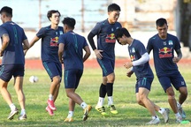 Lương Xuân Trường vẫn tập cùng HA Gia Lai trước ngày ăn hỏi