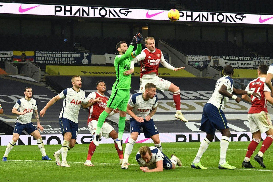 Son Heung Min, Kane kết hợp ăn ý, Tottenham vùi dập Arsenal - 18 Son Heung Min, Kane kết hợp ăn ý, Tottenham vùi dập Arsenal - 18