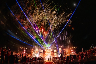 Văn Phú tổ chức đại nhạc hội “Sea The Soul” tại Vlasta - Sầm Sơn