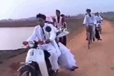 Đoạn video quý giá về đám cưới thập niên 90 khiến nhiều người bồi hồi