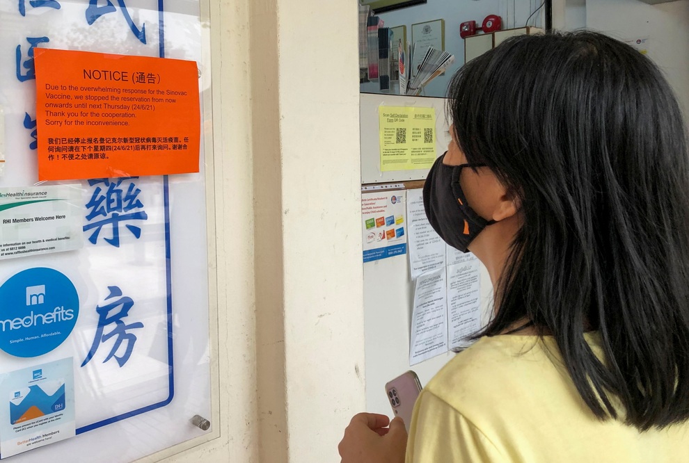 Vì sao vắc xin Covid-19 Trung Quốc đắt hàng ở Singapore? - 2 Vì sao vắc xin Covid-19 Trung Quốc đắt hàng ở Singapore? - 2