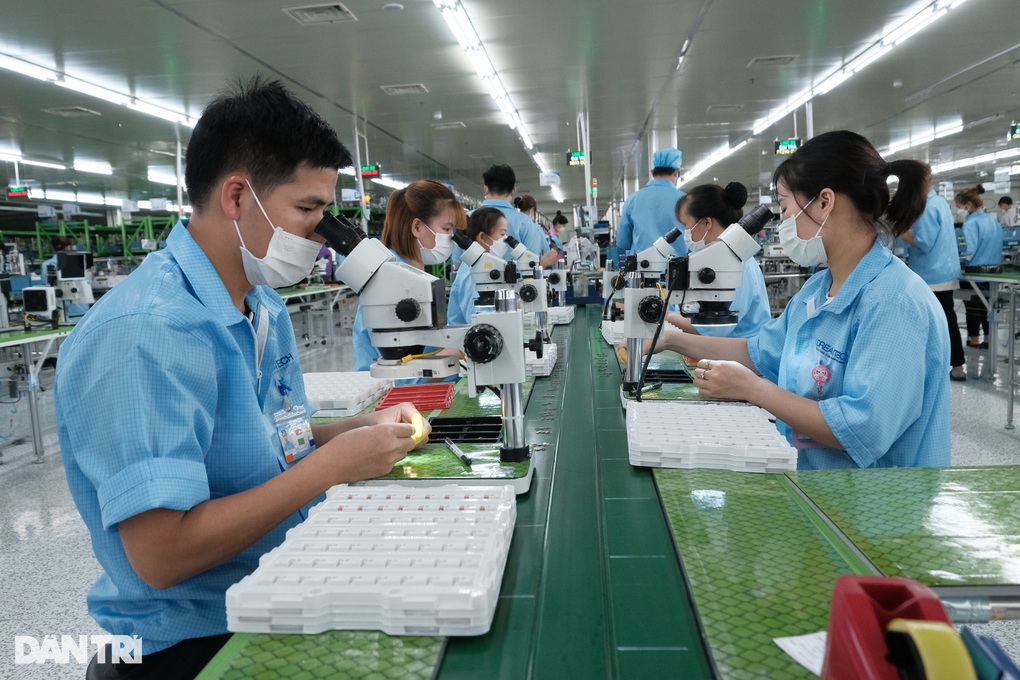 Mang Tết đến với công nhân, lao động khó khăn, bị mất việc - 3 Mang Tết đến với công nhân, lao động khó khăn, bị mất việc - 3