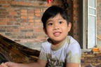 Niềm hạnh phúc của cậu bé 5 tuổi lần đầu nghe được âm thanh