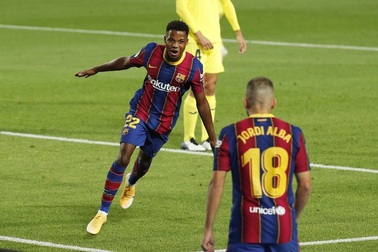 HLV Ronald Koeman nói gì sau chiến thắng đậm của Barcelona?