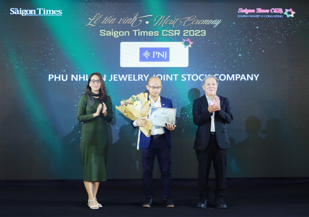 PNJ được vinh danh là Doanh nghiệp vì cộng đồng năm 2023 - 1 PNJ được vinh danh là Doanh nghiệp vì cộng đồng năm 2023 - 1