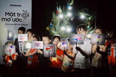 “Mặt trời Mơ ước” “thắp sáng” vùng Tây Bắc và đất mũi Cà Mau