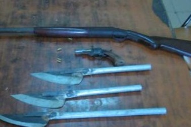 Giám đốc công ty xây dựng kiêm "nghề"… buôn súng