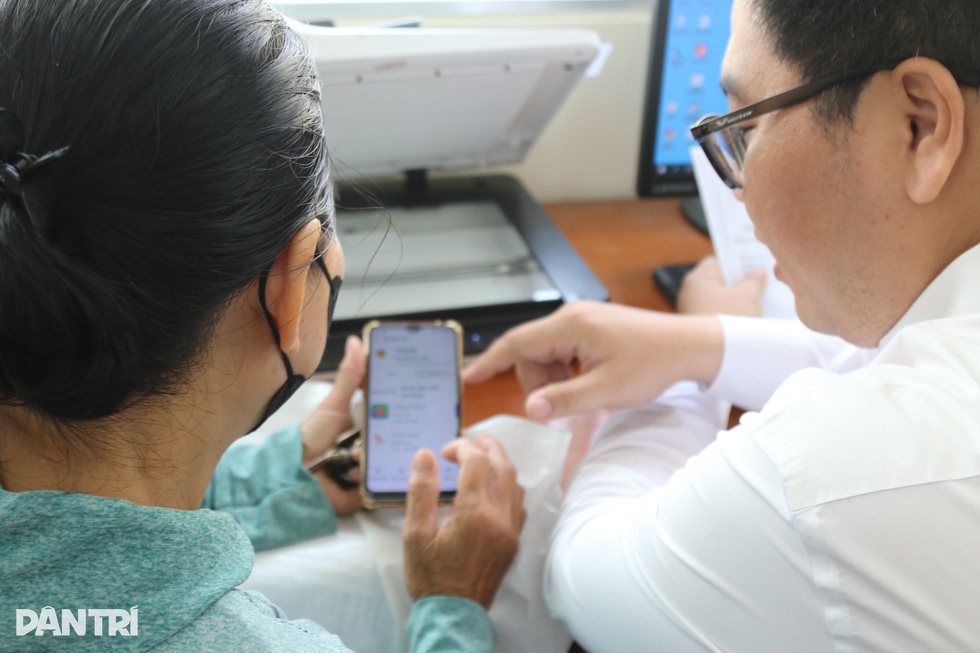 Tháo gỡ nhiều “nút thắt” ở chính quyền cấp xã - 4 Tháo gỡ nhiều “nút thắt” ở chính quyền cấp xã - 4