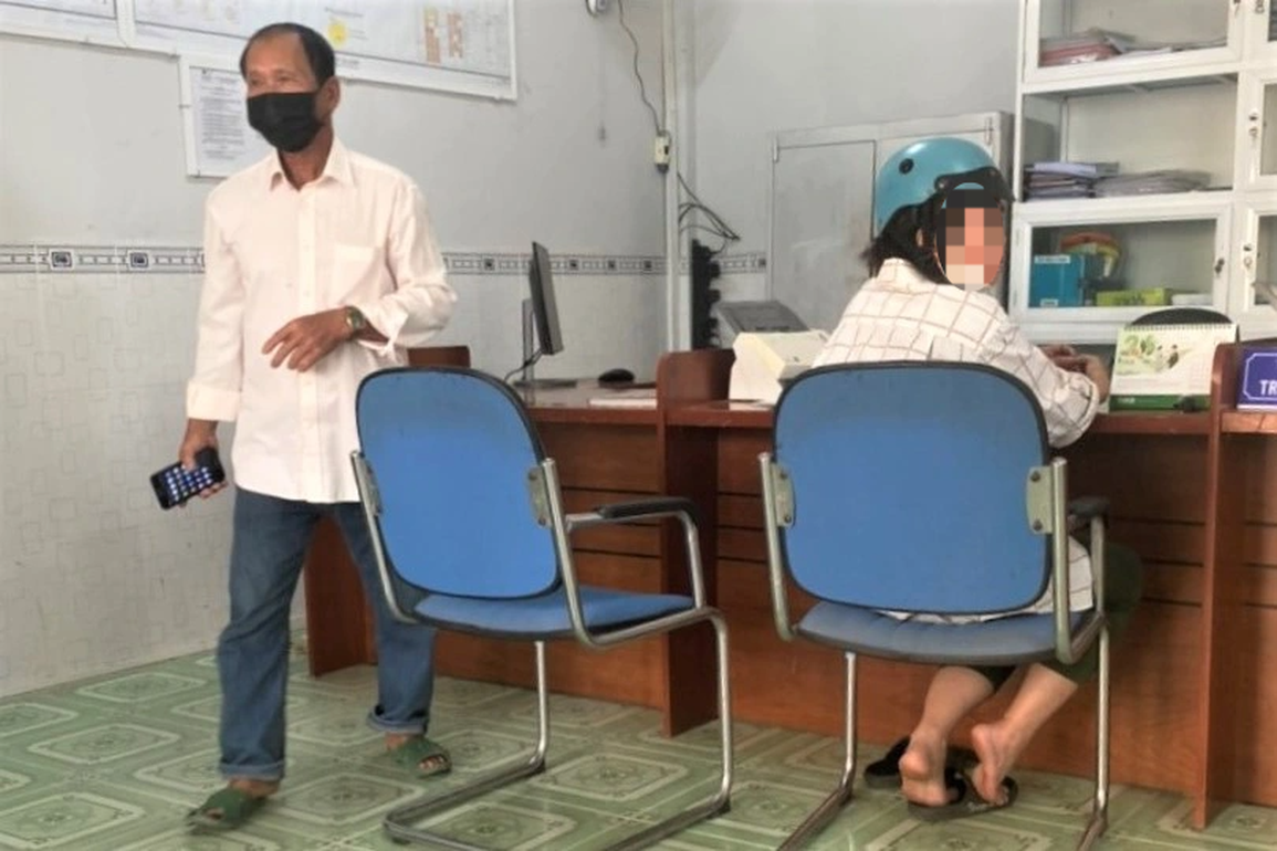 Bản án ngâm 2 năm: Huyện thừa nhận chậm, đang giải quyết cấp sổ đỏ cho dân - 1 Bản án ngâm 2 năm: Huyện thừa nhận chậm, đang giải quyết cấp sổ đỏ cho dân - 1