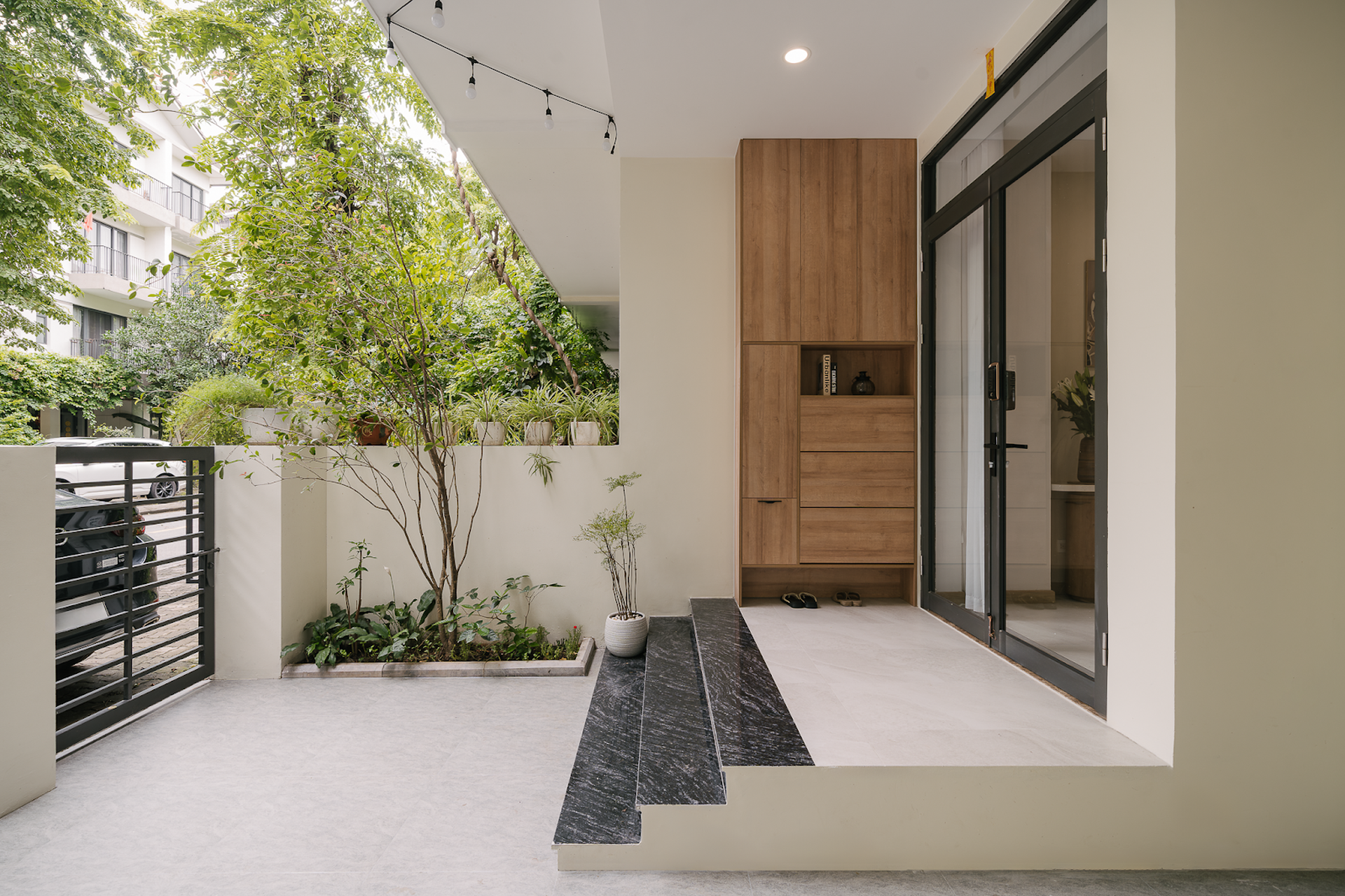 Nhà 92m2 ở Hà Nội lột xác sau cải tạo, không gian bừng sáng, rộng hơn - 4