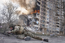 Ukraine tuyên bố từ Avdiivka: "Chúng tôi sẽ trụ vững đến cuối cùng"