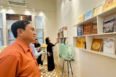 Triển lãm sách 55 năm thực hiện Di chúc của Chủ tịch Hồ Chí Minh