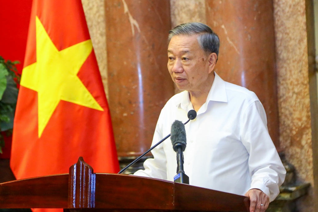 Chủ tịch nước: Cả nước khắc khoải với việc đưa liệt sĩ trở về gia đình - 4 Chủ tịch nước: Cả nước khắc khoải với việc đưa liệt sĩ trở về gia đình - 4