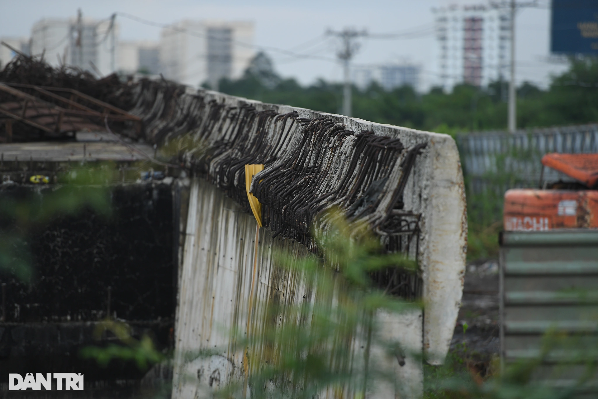 Cận cảnh 3,3km đường xây mãi chưa xong ở TPHCM - 15 Cận cảnh 3,3km đường xây mãi chưa xong ở TPHCM - 15