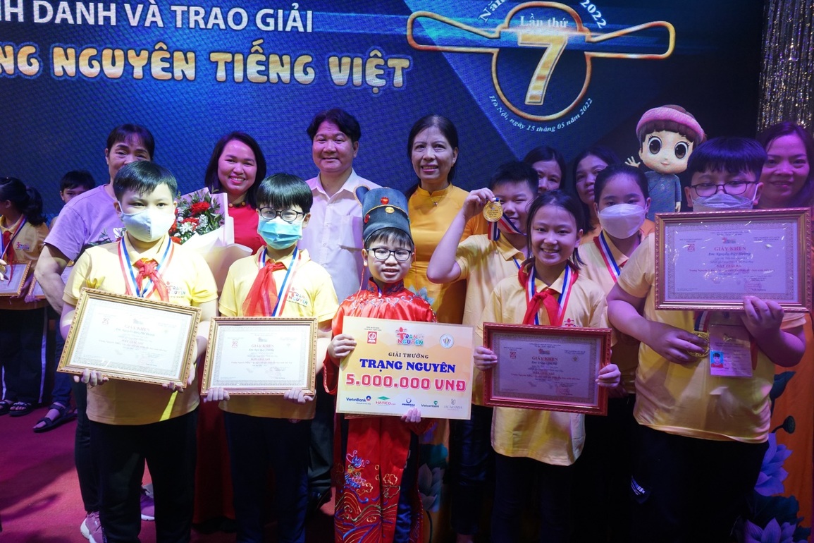 Học sinh Phú Thọ, Bắc Ninh được vinh danh là Trạng Nguyên Tiếng Việt - 9 Học sinh Phú Thọ, Bắc Ninh được vinh danh là Trạng Nguyên Tiếng Việt - 9