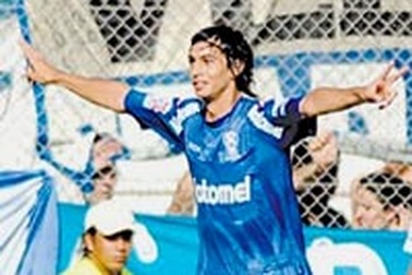 Quỷ đỏ MU bị tài năng Argentina lạnh lùng từ chối