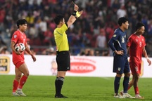 Báo Thái Lan không phục, bất ngờ tố trọng tài thiên vị tuyển Việt Nam