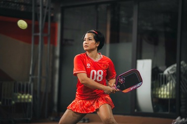 VĐV Huyền Trang: "Cả nhà tôi rất háo hức tham gia giải pickleball Dân trí"