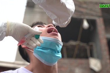 Xét nghiệm Covid-19 cho hơn 1.300 người ở Thường Tín