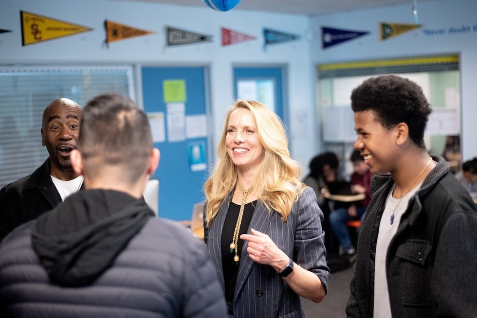 Vợ của cựu CEO Apple: Có 15 tỷ USD nhưng không cho con thừa kế - 8 Vợ của cựu CEO Apple: Có 15 tỷ USD nhưng không cho con thừa kế - 8